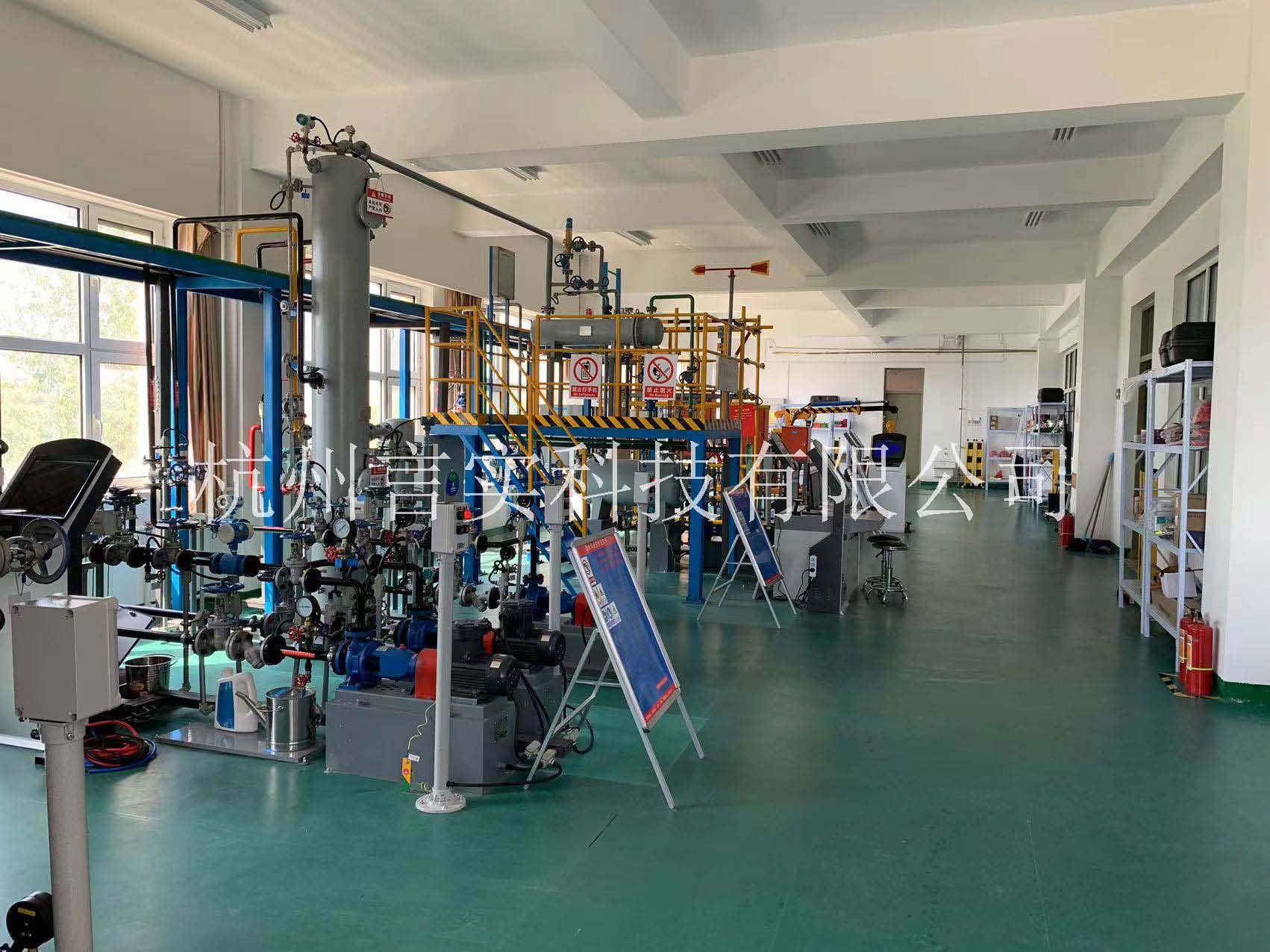  化工清静手艺公共实训基地 化工八大特殊作业清静操作实训及审核装置 意昂F凯捷