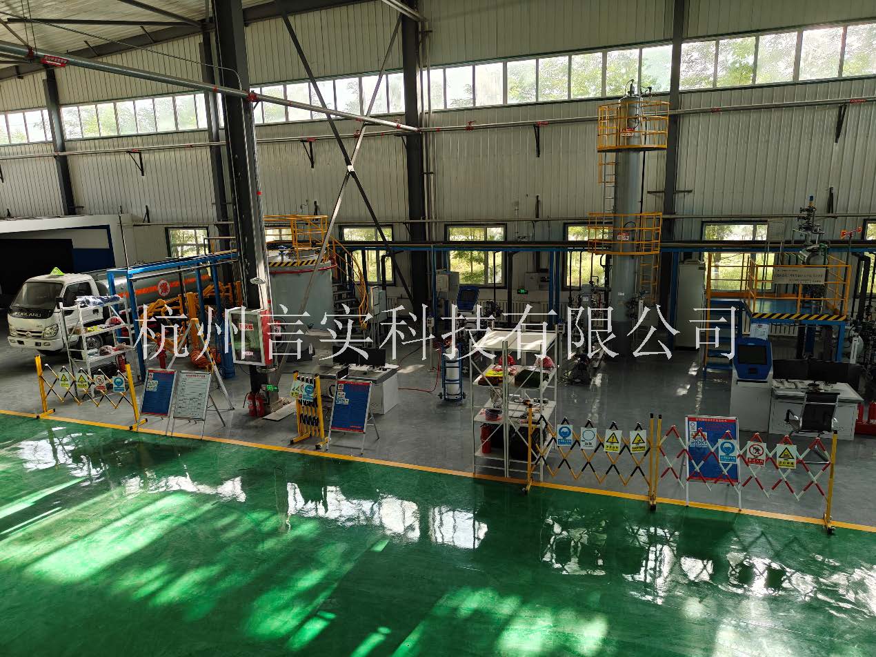  化工清静手艺公共实训基地 化工八大特殊作业清静操作实训及审核装置 意昂F凯捷